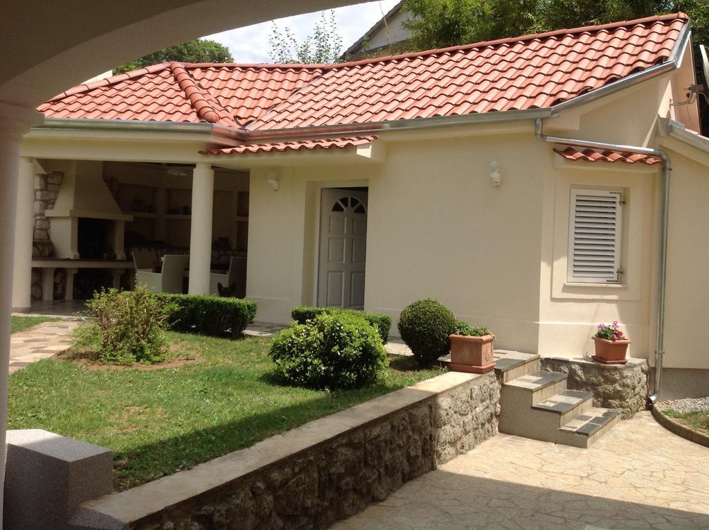 Apartments Villa Majda Matulji Exterior photo