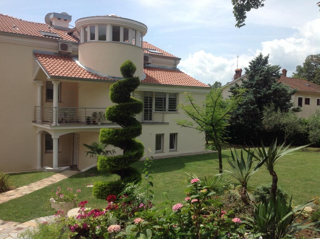 Apartments Villa Majda Matulji Exterior photo